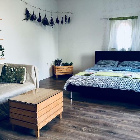 Urban Herbs Apartment リュブリャナ エクステリア 写真